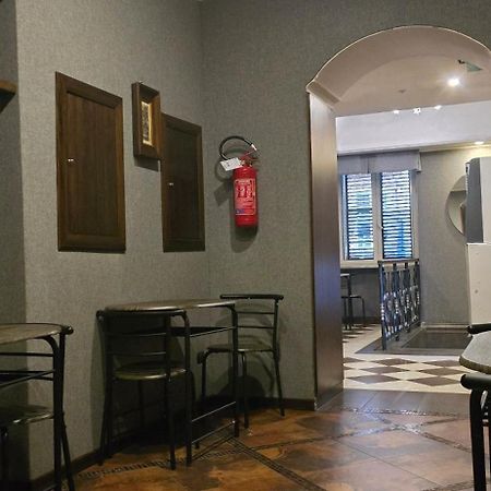 Smart Station Hotel Napoli Eksteriør billede