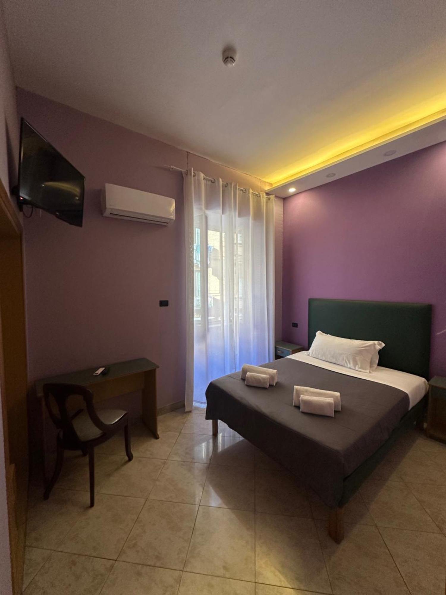 Smart Station Hotel Napoli Eksteriør billede